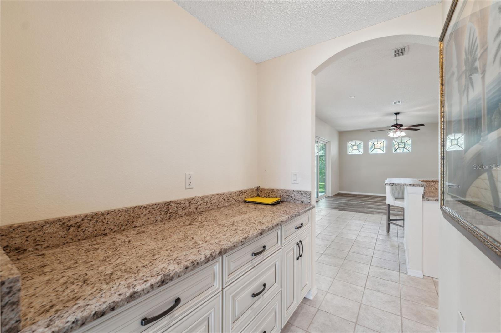 Listing photo id 7 for 10296 Palmgren