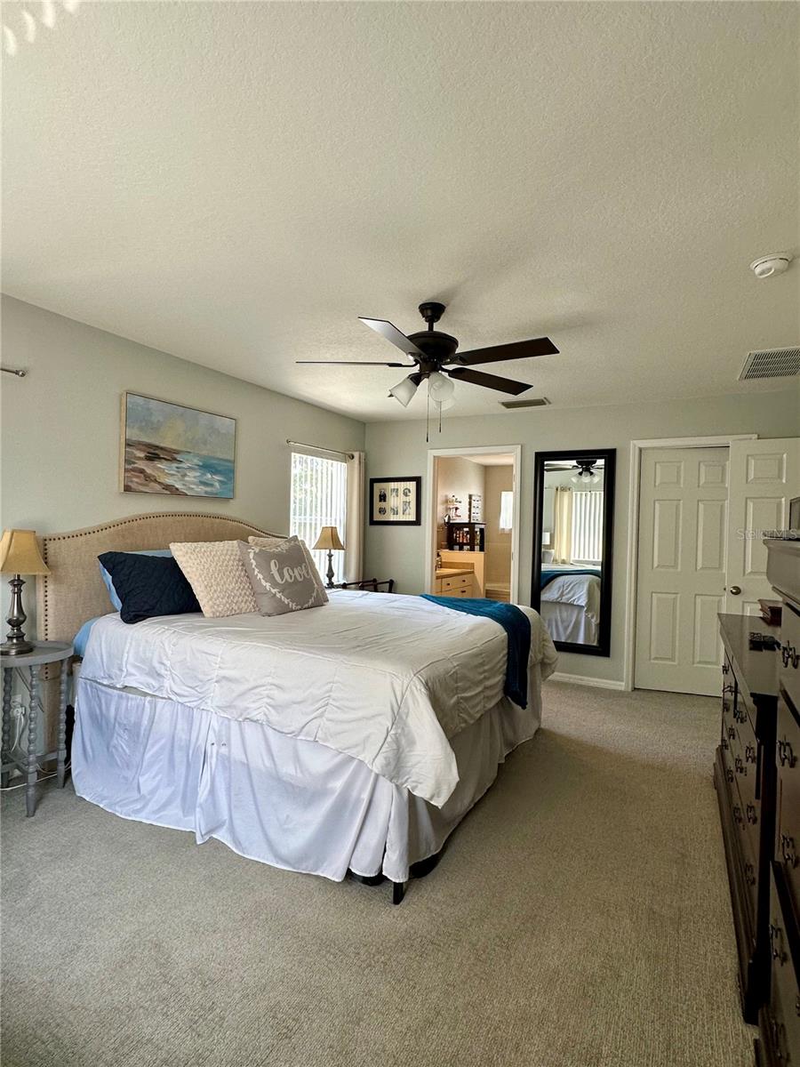 Image 24 of 39 For 9808 Riverchase Drive
