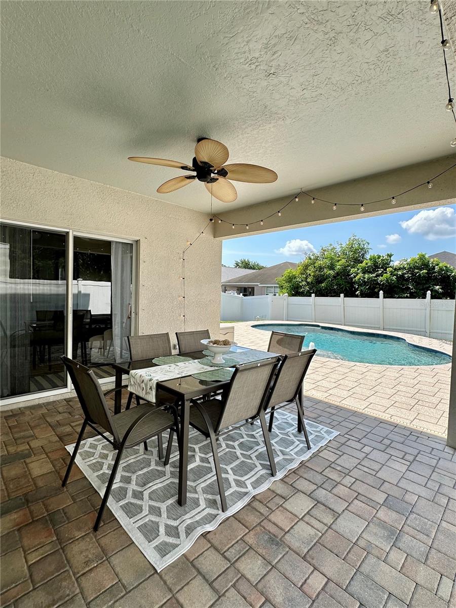 Image 33 of 39 For 9808 Riverchase Drive