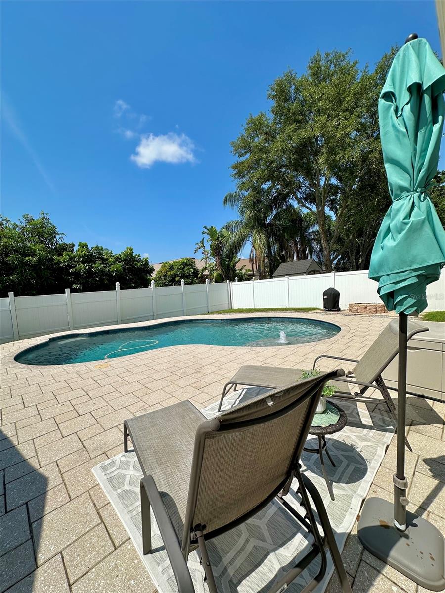 Image 5 of 39 For 9808 Riverchase Drive
