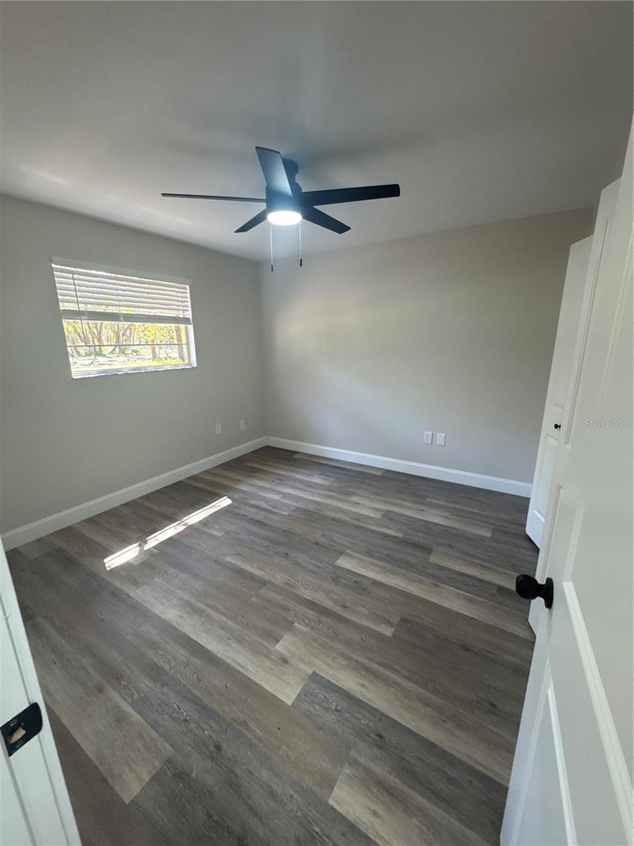 Image 6 of 6 For 7422 Mead Drive