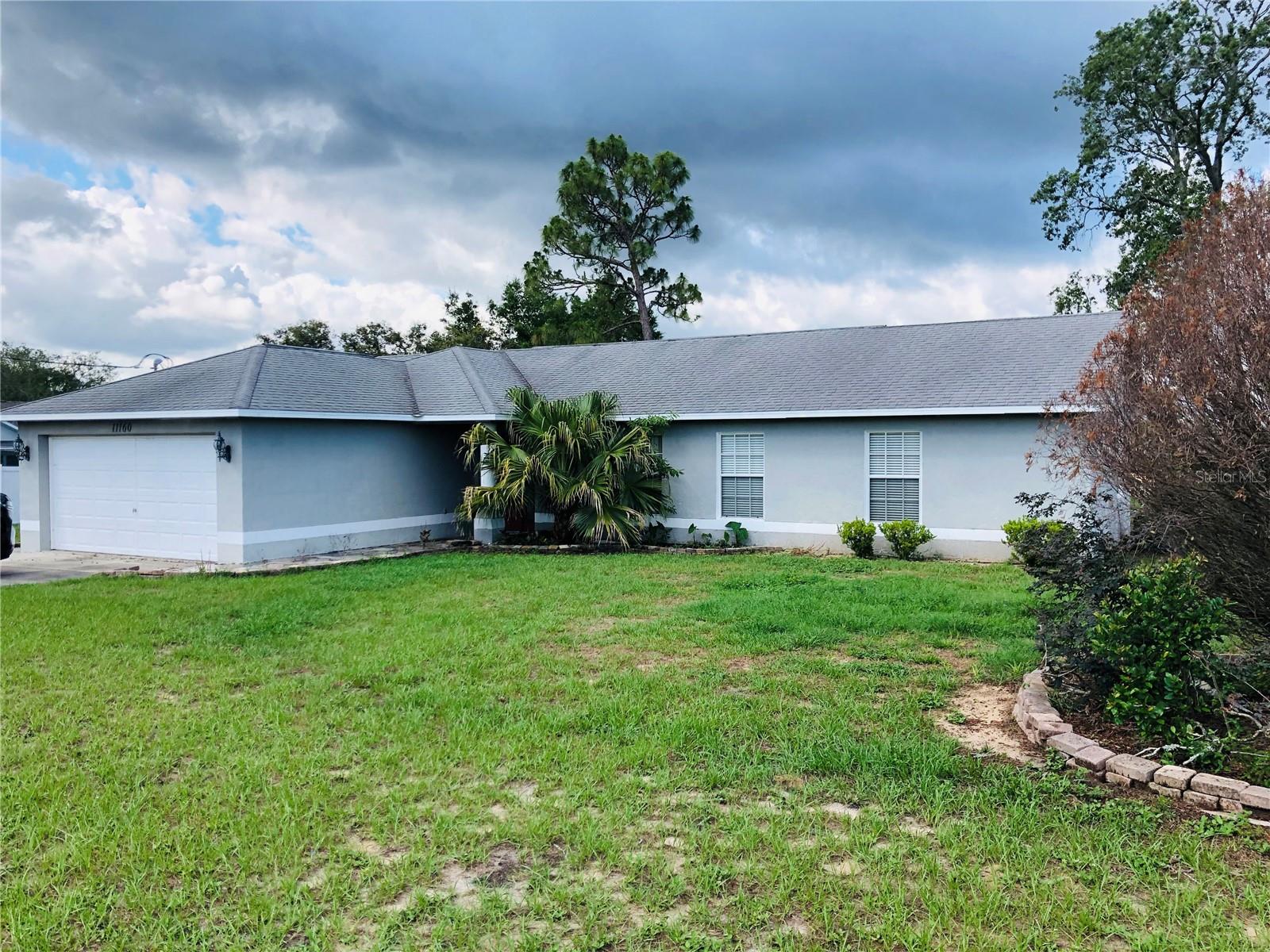 Listing photo id 0 for 11160 Leland Street