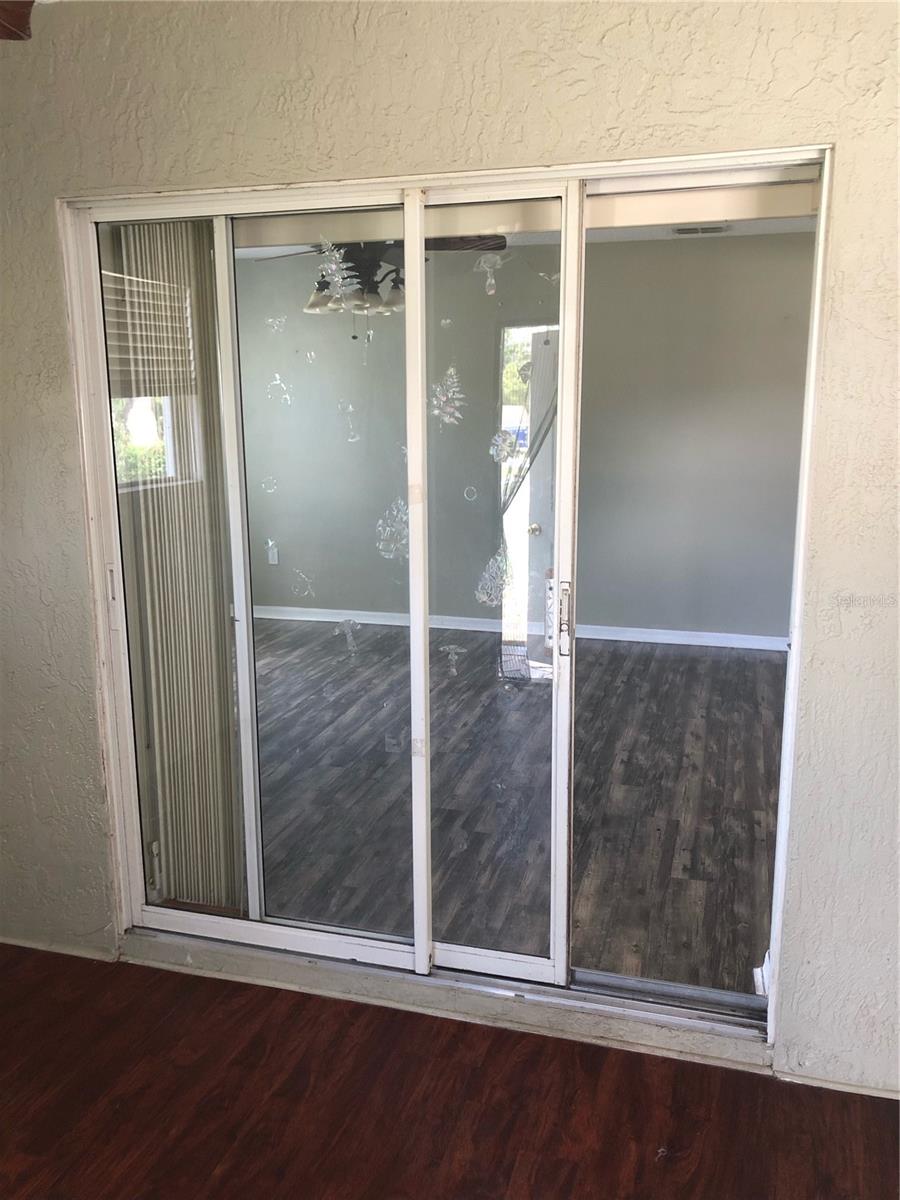 Listing photo id 29 for 11160 Leland Street