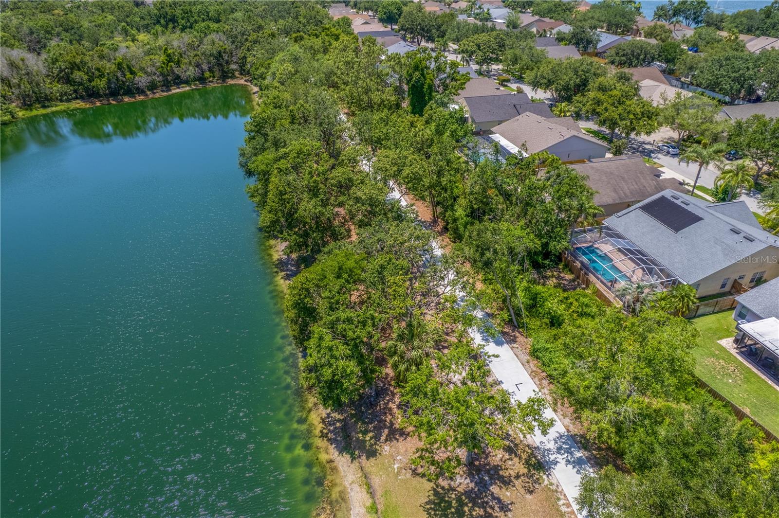 Image 35 of 49 For 9729 Bay Colony Drive