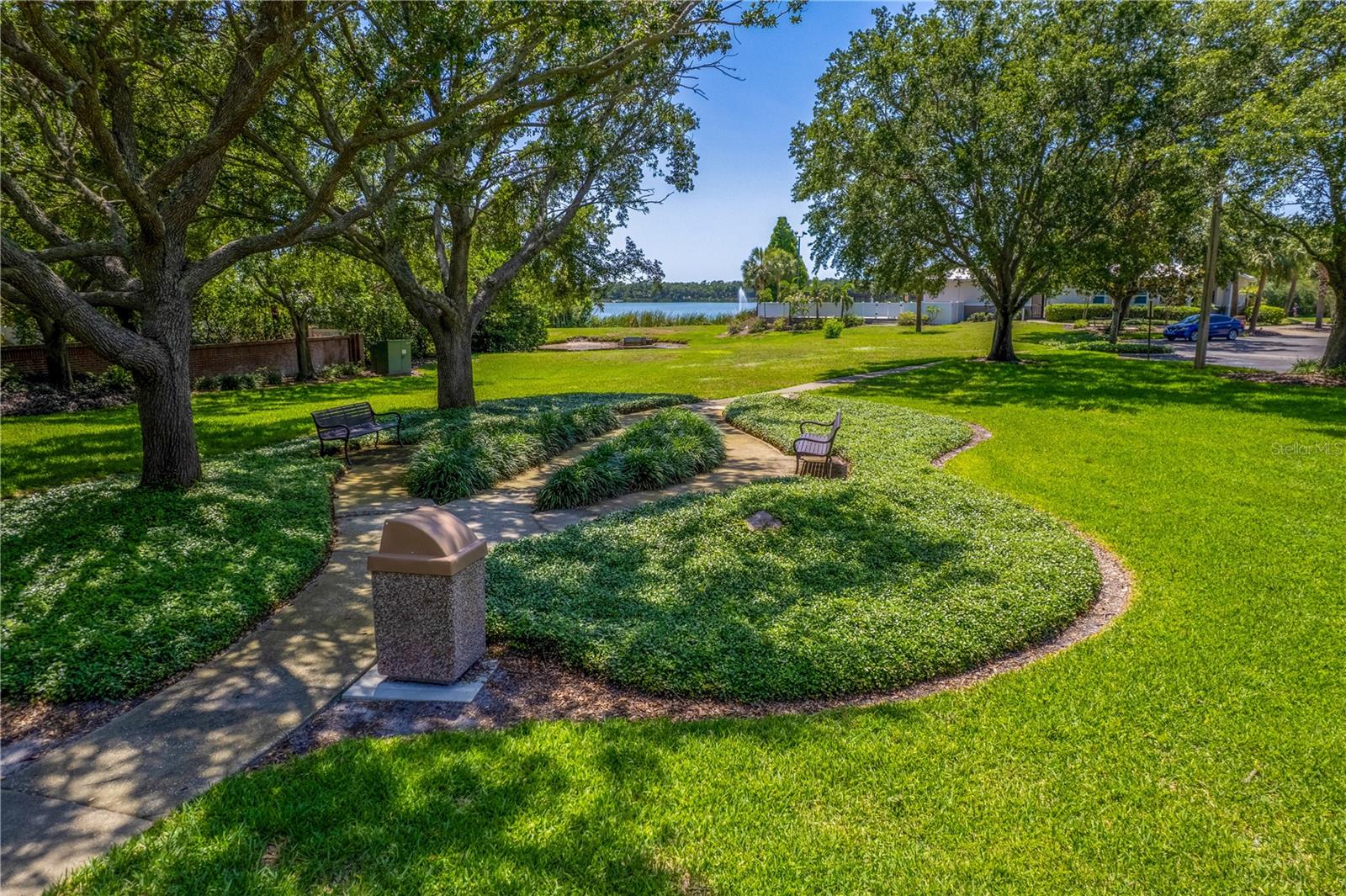 Image 44 of 49 For 9729 Bay Colony Drive