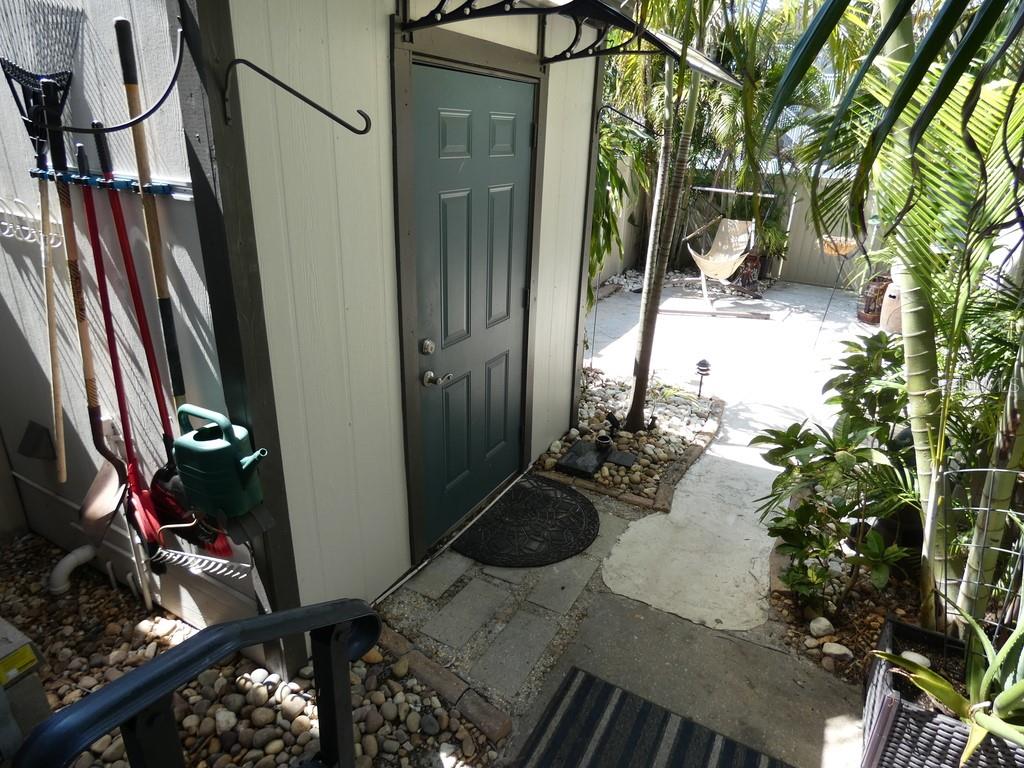 Image 3 of 30 For 441 75th Avenue N 441
