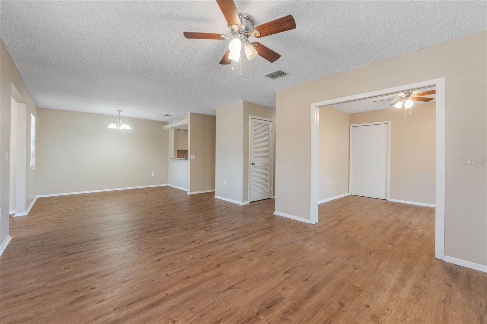 Image 4 of 43 For 12155 Environmental Drive 8