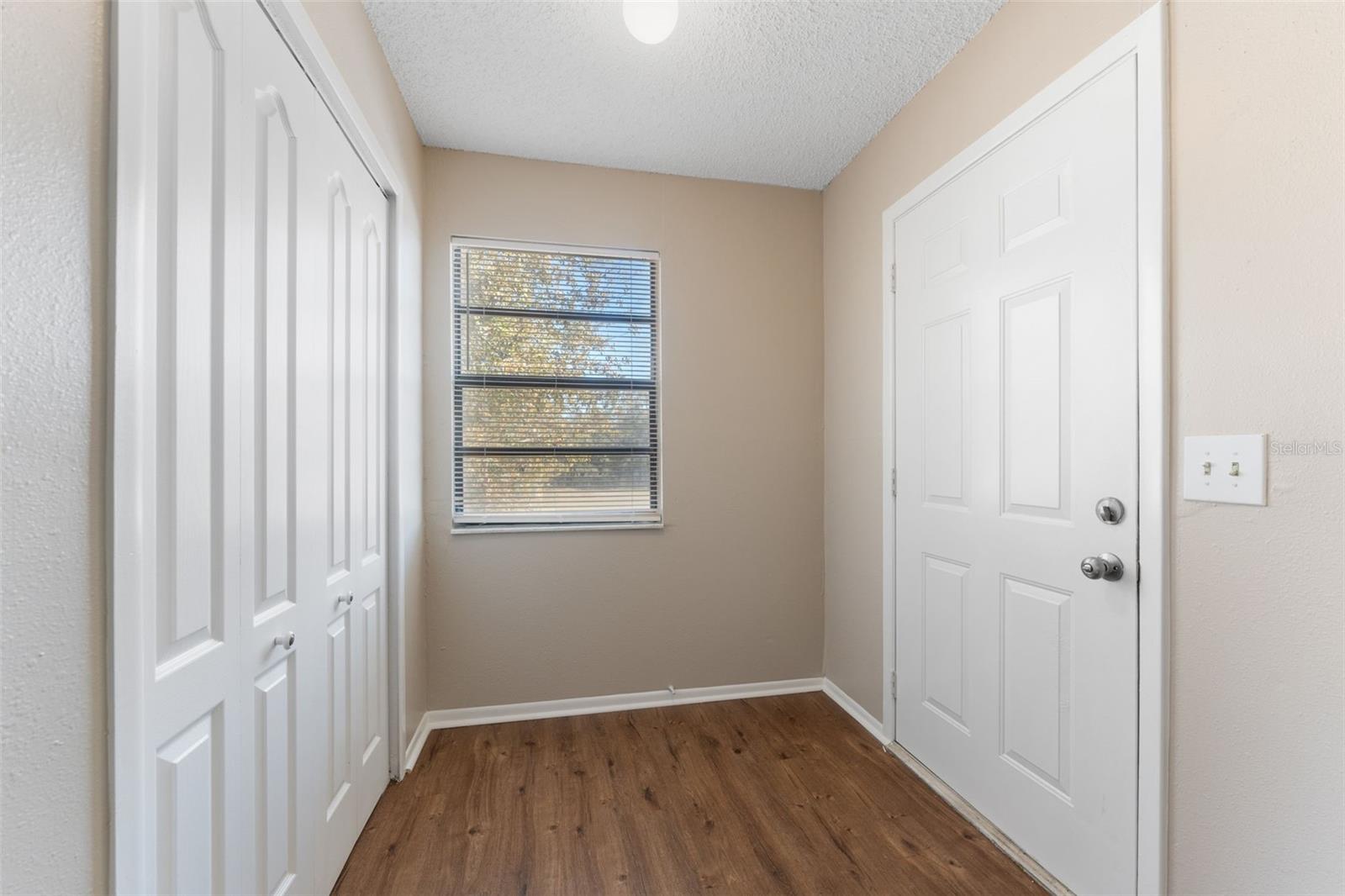 Image 6 of 43 For 12155 Environmental Drive 8
