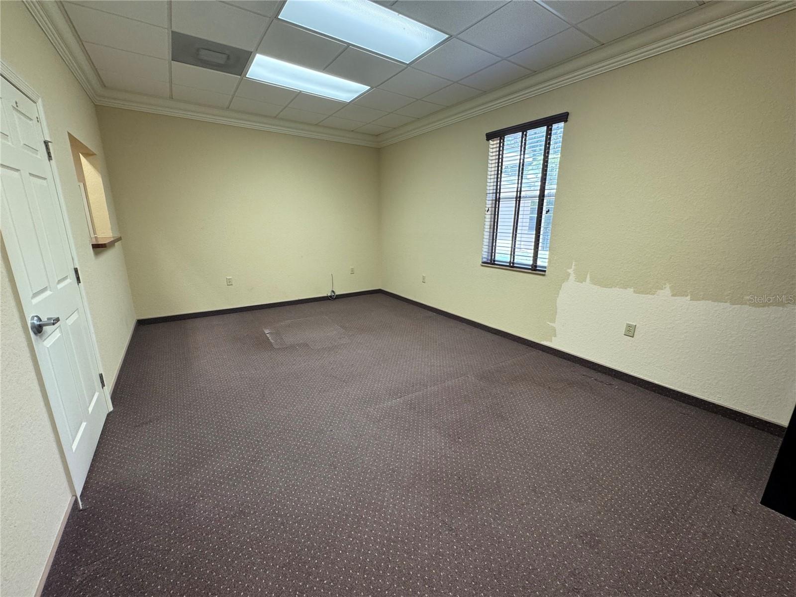 Listing photo id 6 for 9400 River Crossing Boulevard 102