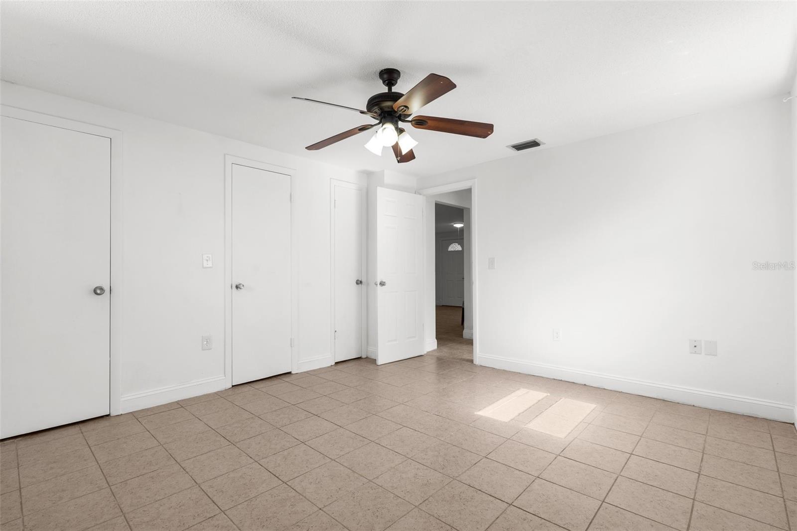 Image 14 of 28 For 5330 Poinsettia Drive