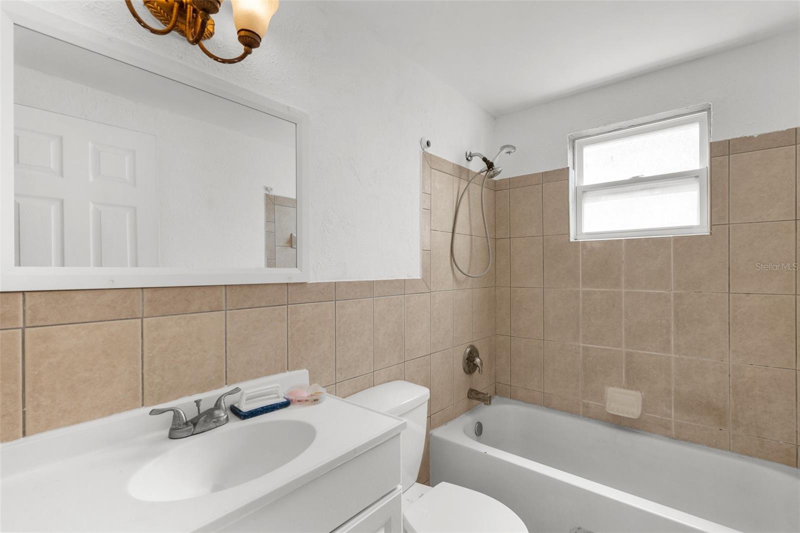 Image 16 of 28 For 5330 Poinsettia Drive