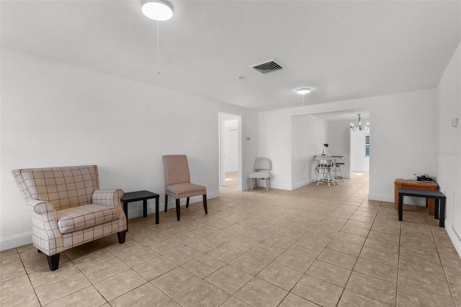 Image 6 of 28 For 5330 Poinsettia Drive