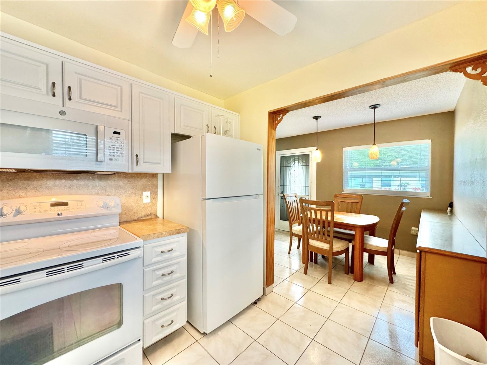Listing photo id 33 for 11619 Boynton Lane