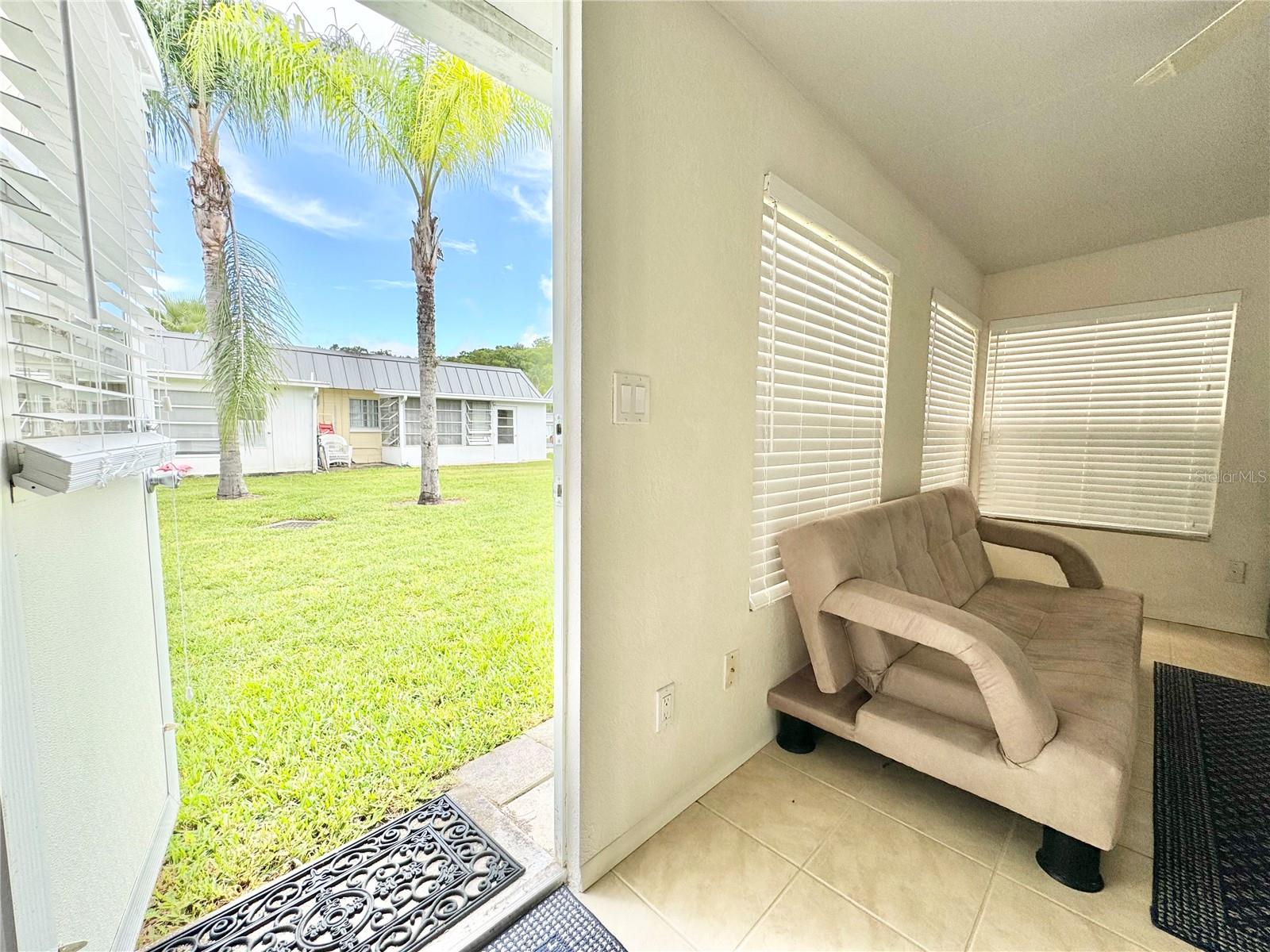 Listing photo id 38 for 11619 Boynton Lane