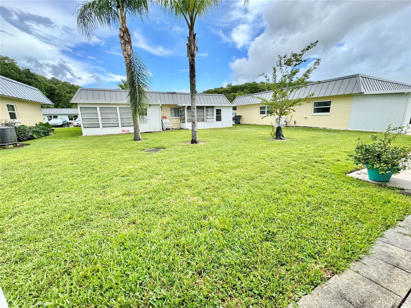 Listing photo id 39 for 11619 Boynton Lane
