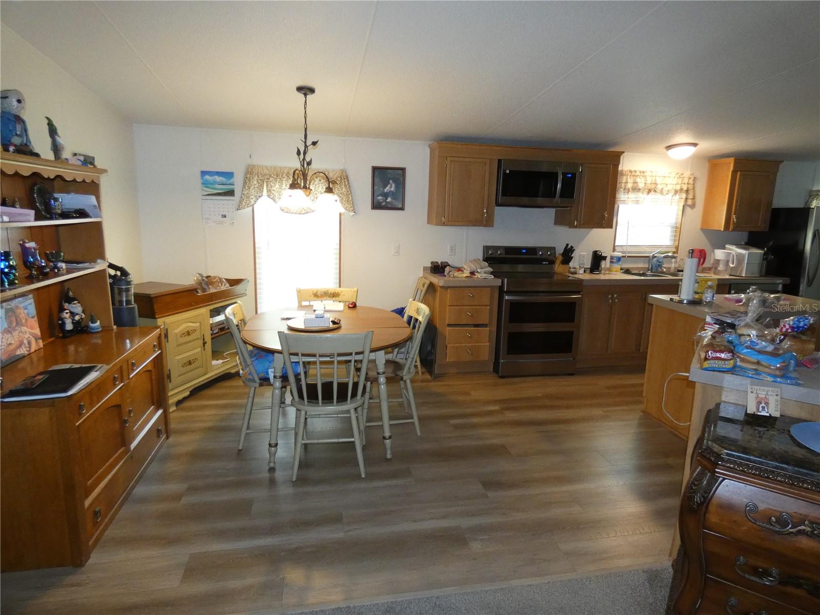 Image 10 of 25 For 7245 Sealawn Drive