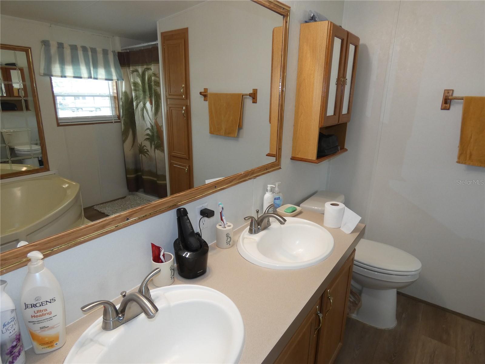 Image 21 of 25 For 7245 Sealawn Drive