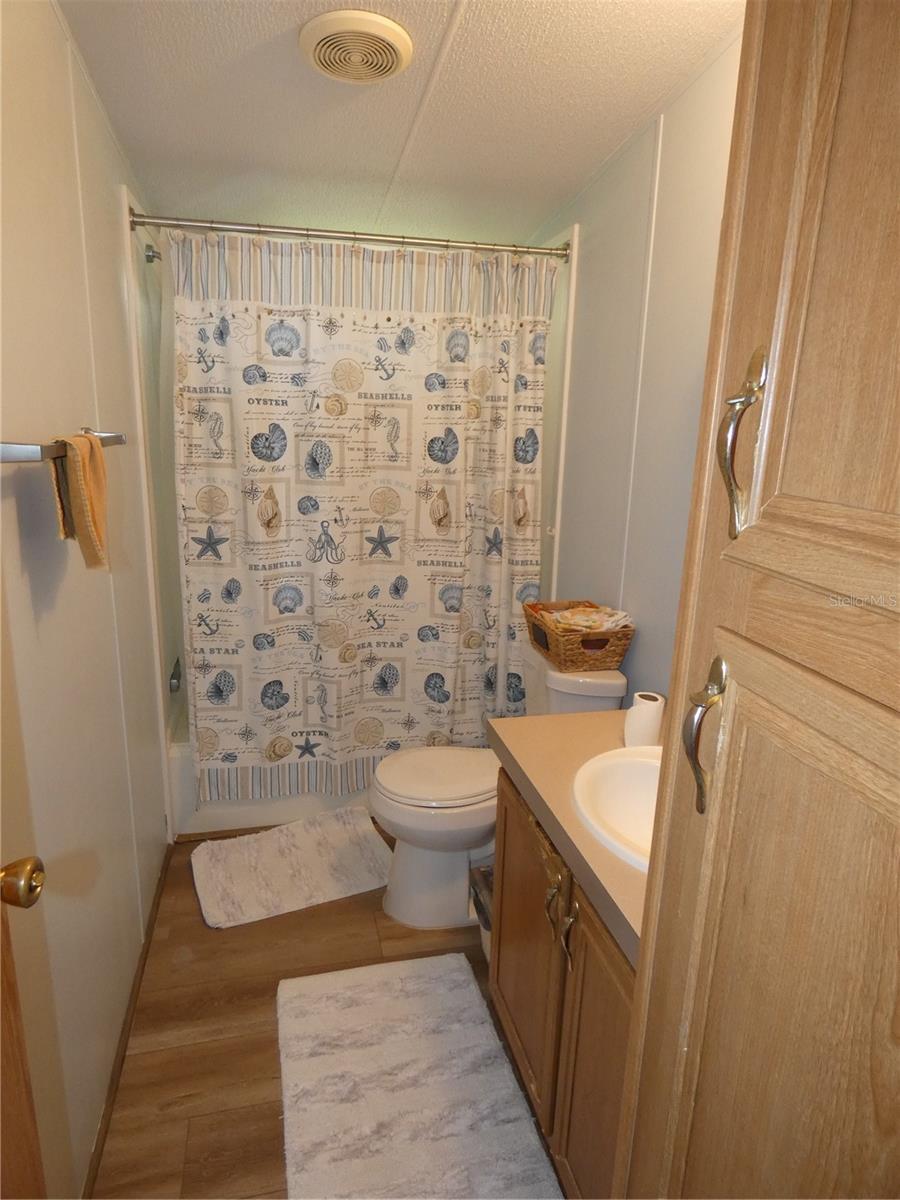 Image 24 of 25 For 7245 Sealawn Drive