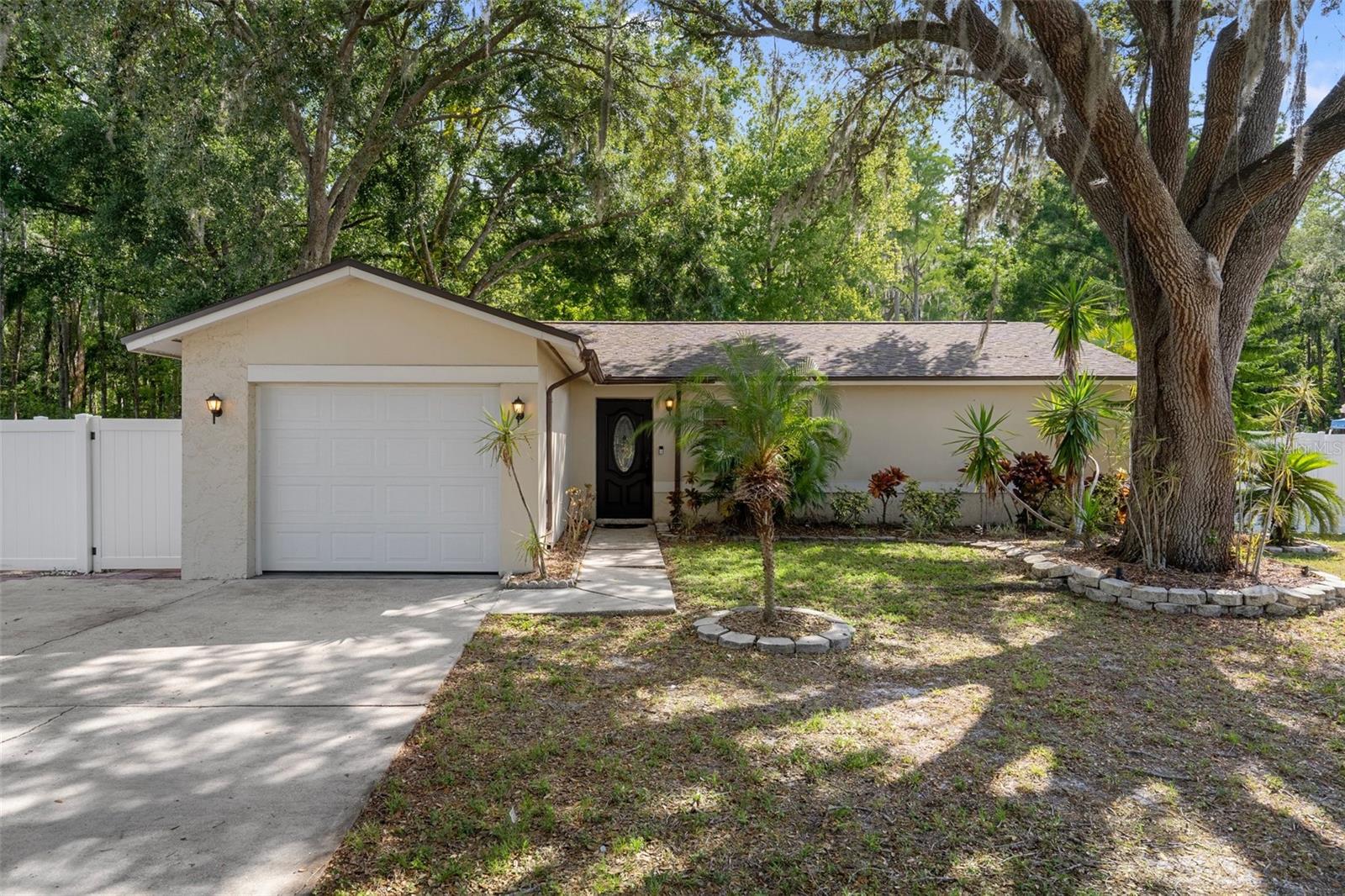 Details for 13923 Pathfinder Drive, TAMPA, FL 33625