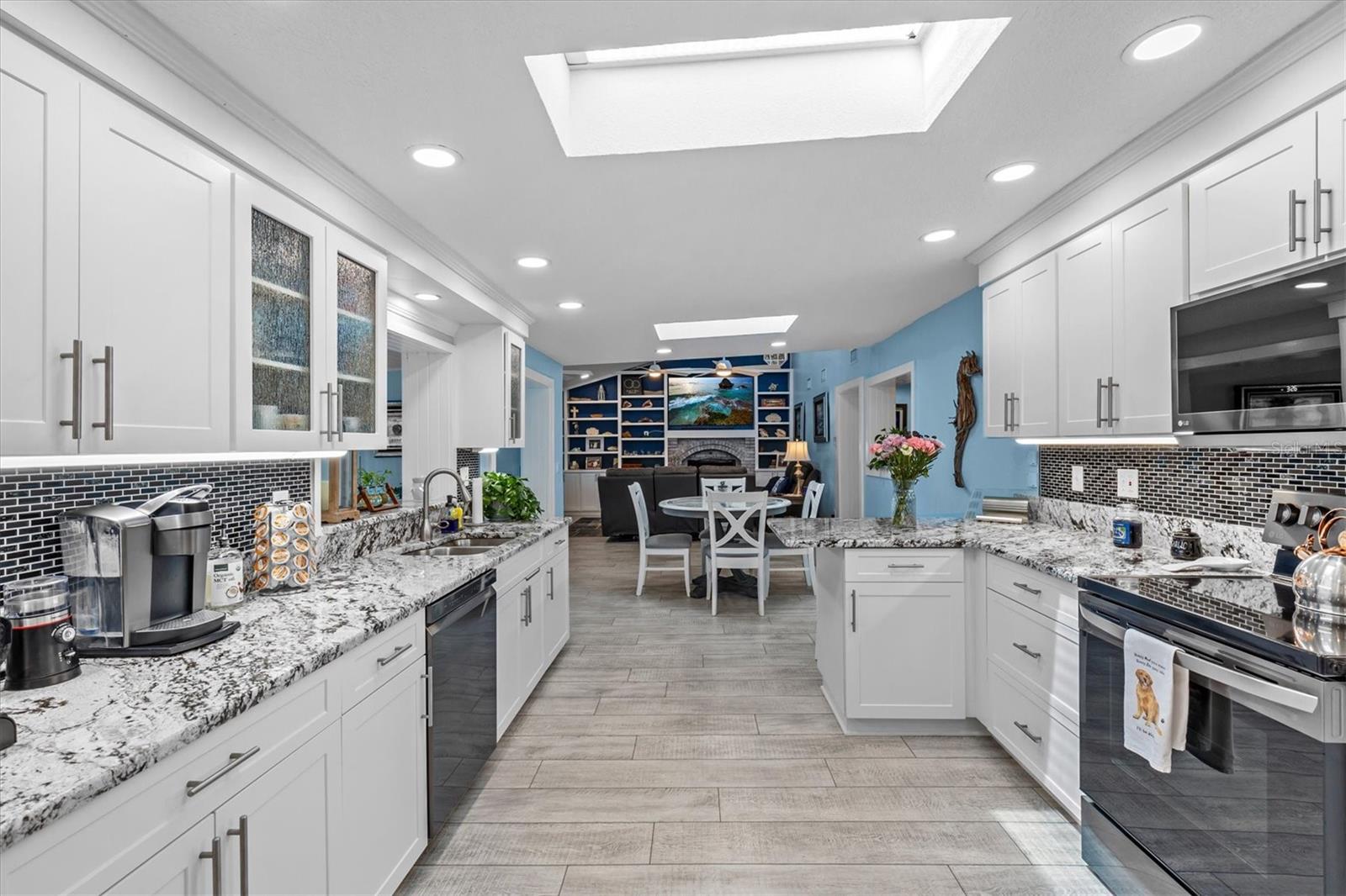 Image 21 of 100 For 4387 6th Isle Drive