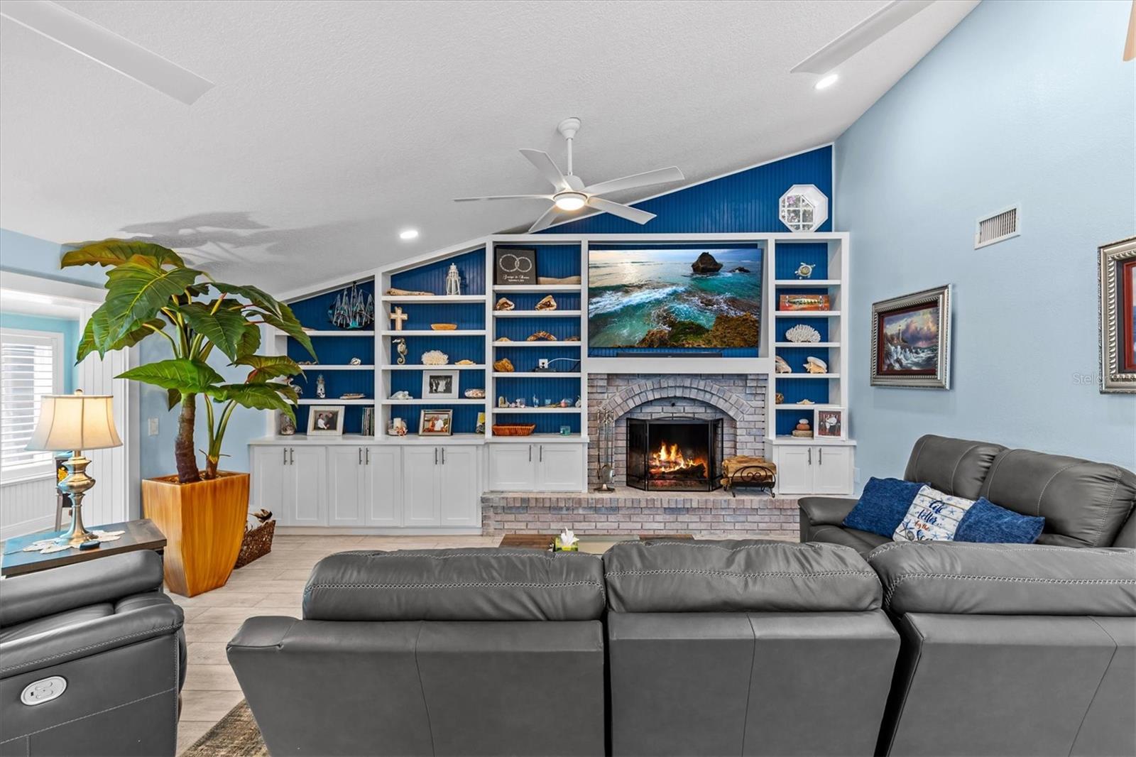 Image 25 of 100 For 4387 6th Isle Drive