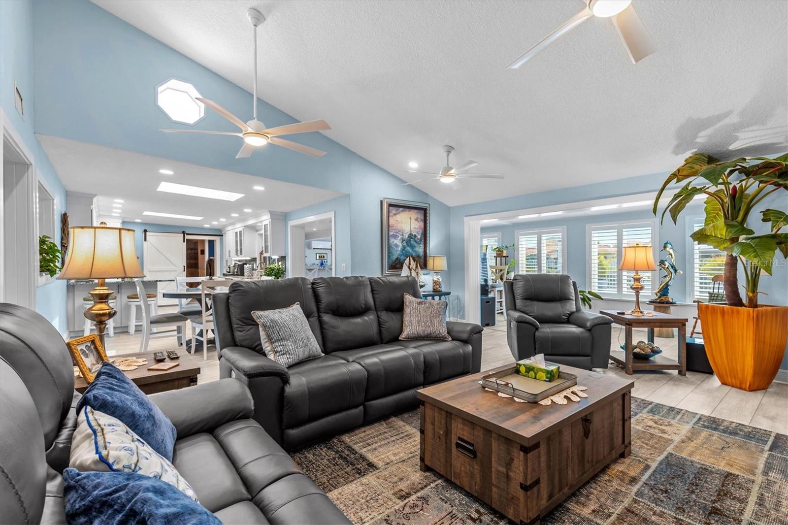 Image 26 of 100 For 4387 6th Isle Drive