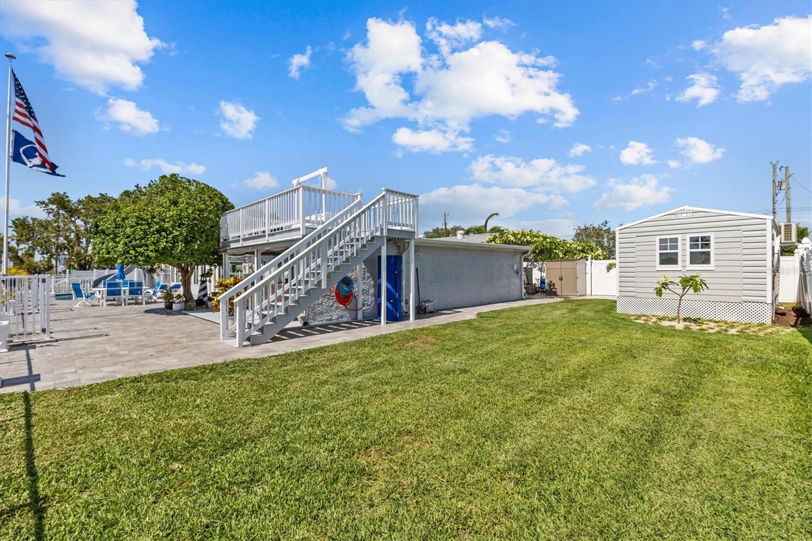 Image 64 of 100 For 4387 6th Isle Drive
