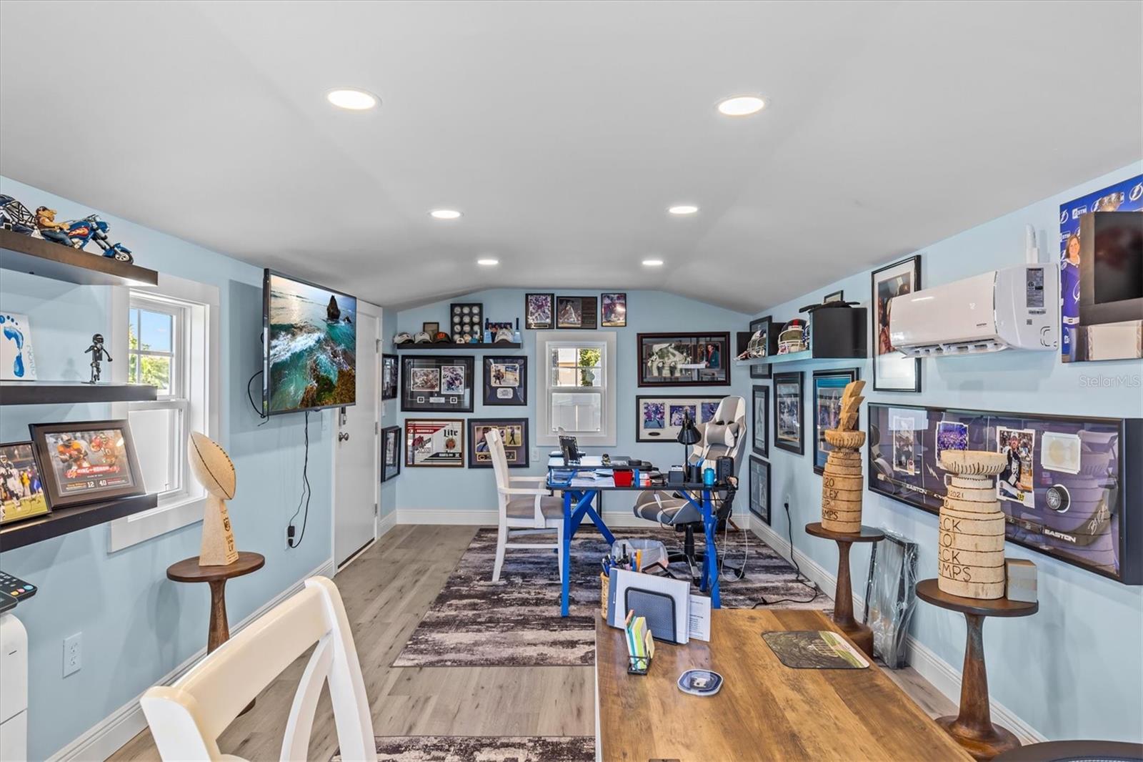 Image 68 of 100 For 4387 6th Isle Drive