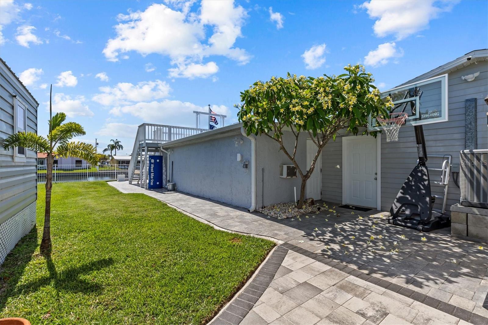 Image 69 of 100 For 4387 6th Isle Drive
