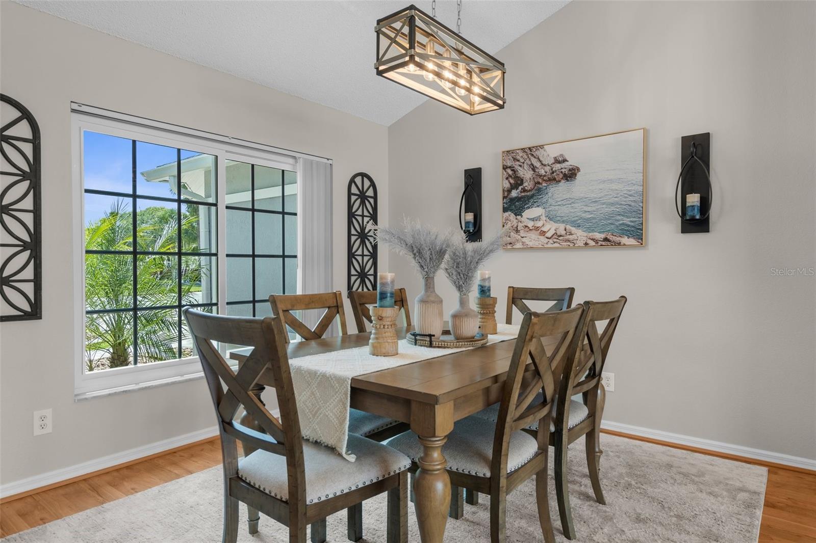 Image 11 of 56 For 1245 Overland Drive