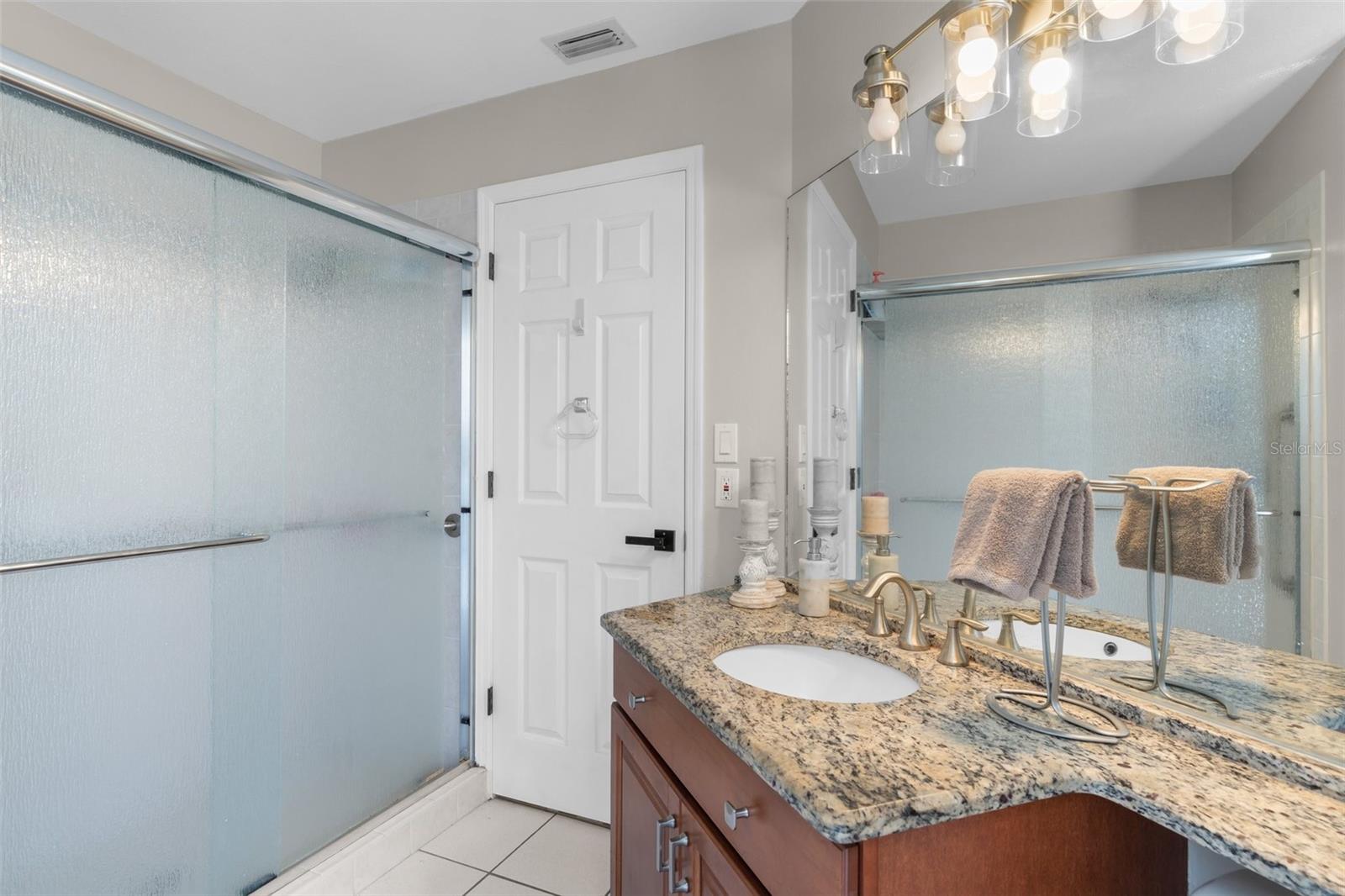 Image 30 of 56 For 1245 Overland Drive