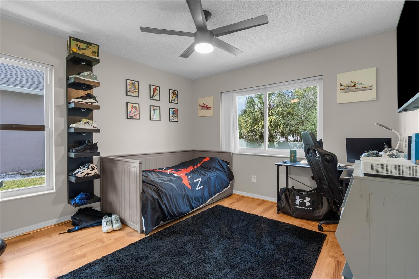 Image 31 of 56 For 1245 Overland Drive