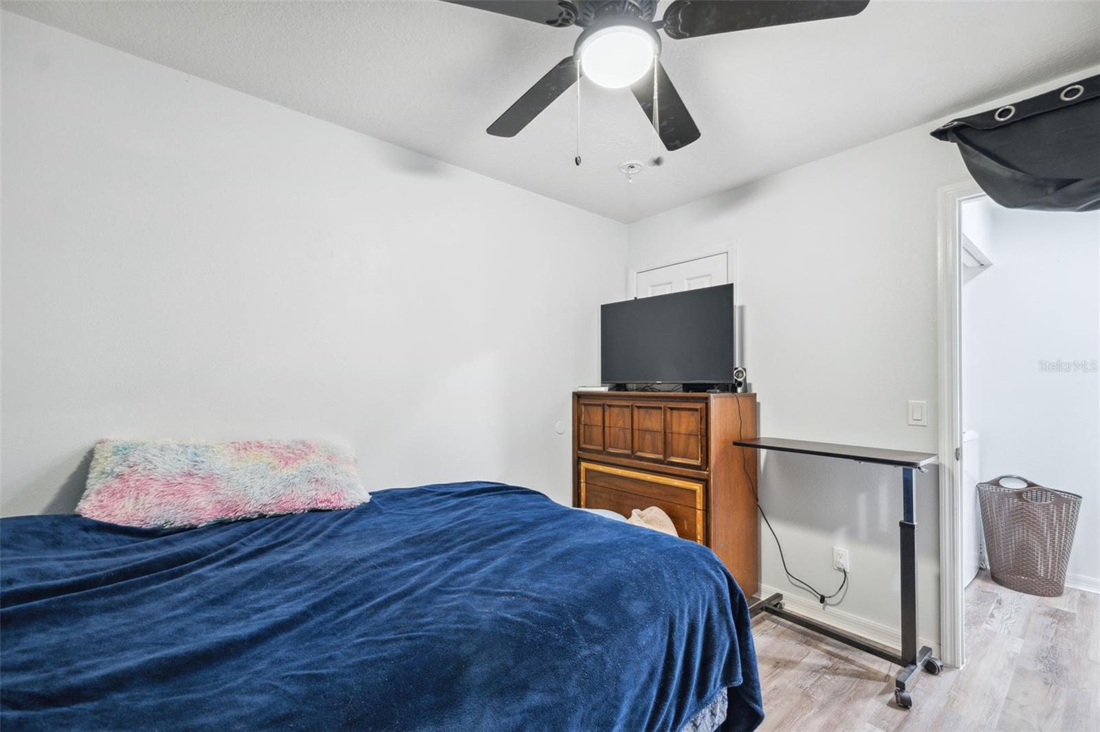 Image 11 of 35 For 4737 6th Street