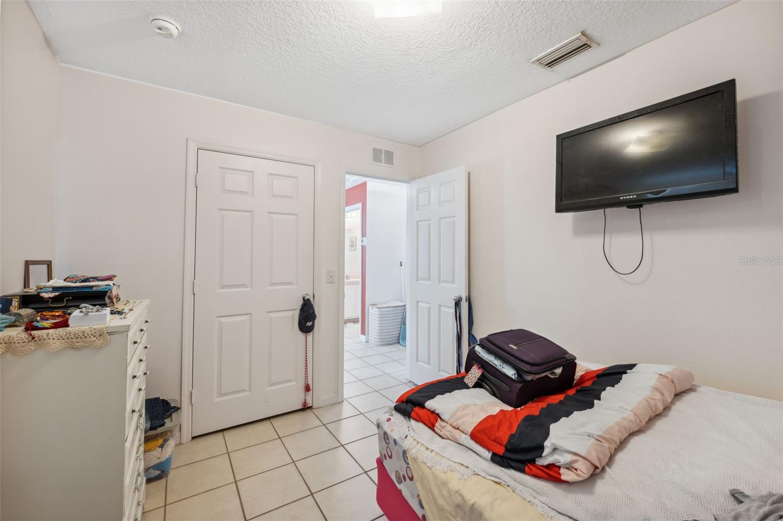 Image 24 of 35 For 4737 6th Street