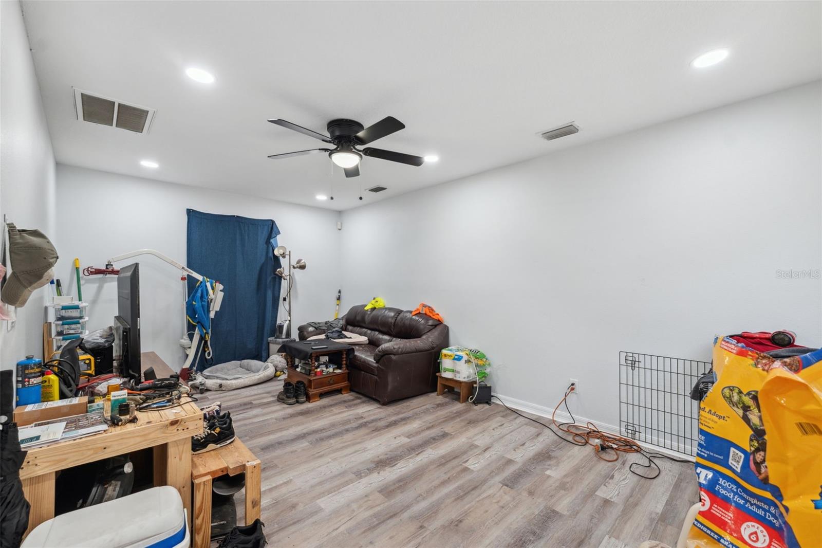 Image 4 of 35 For 4737 6th Street