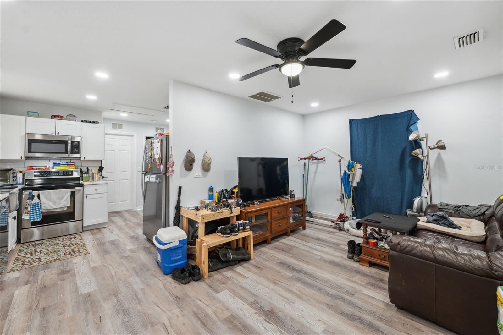 Image 5 of 35 For 4737 6th Street