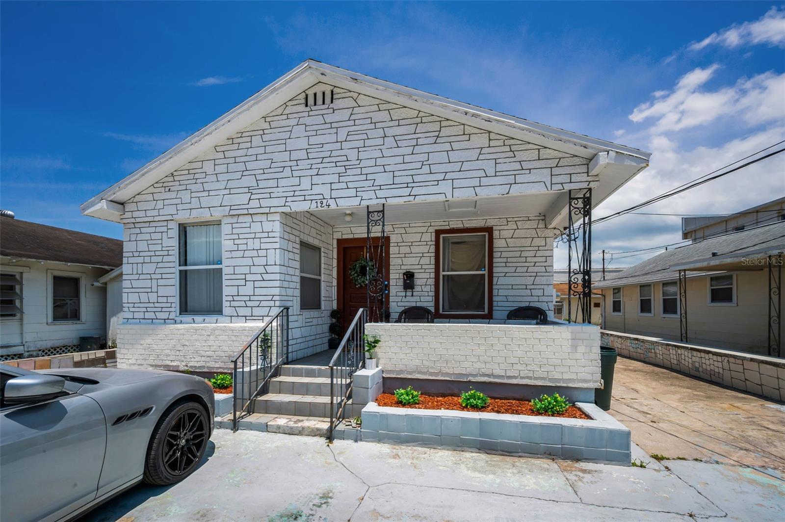 Details for 124 Athens Street, TARPON SPRINGS, FL 34689
