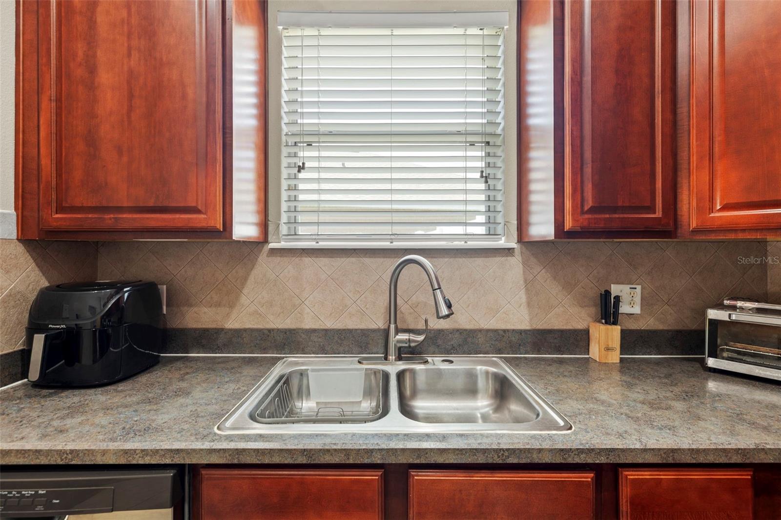 Image 36 of 59 For 12055 Colony Lakes Boulevard