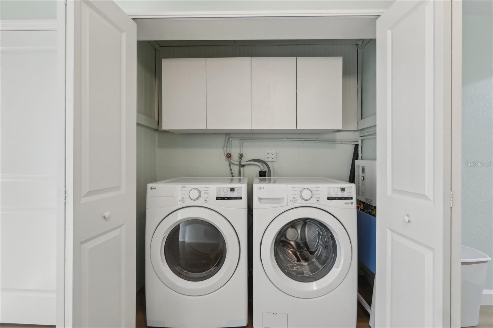 Listing photo id 23 for 4942 Blue Heron Drive