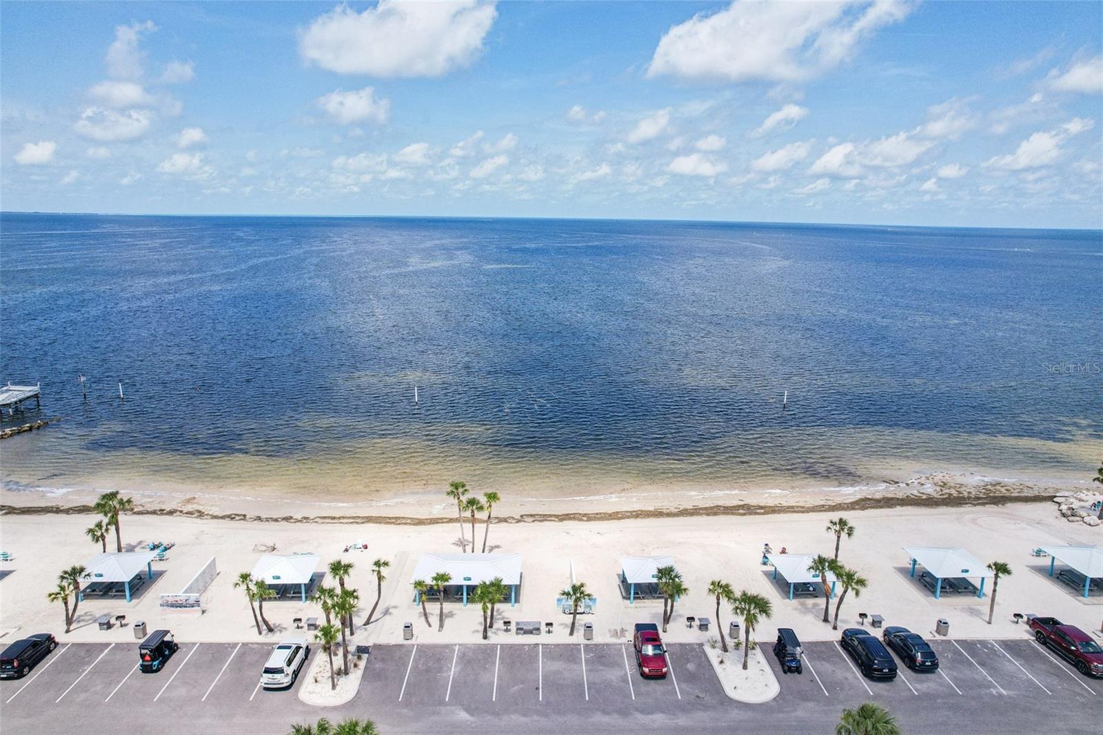 Listing photo id 52 for 4942 Blue Heron Drive