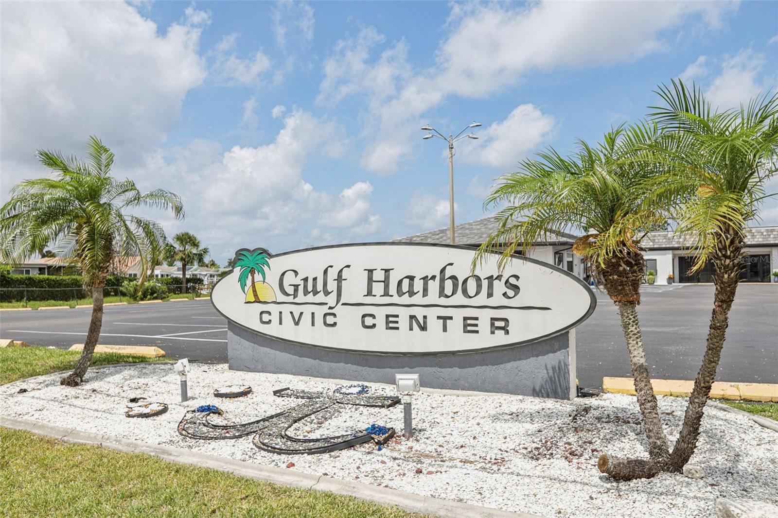 Listing photo id 56 for 4942 Blue Heron Drive