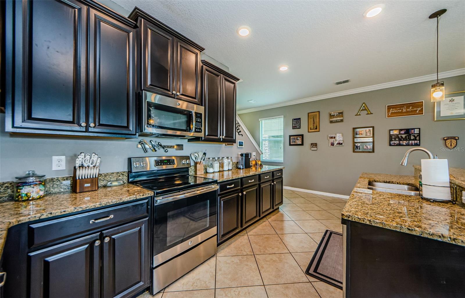 Image 15 of 99 For 14008 Lugano Court