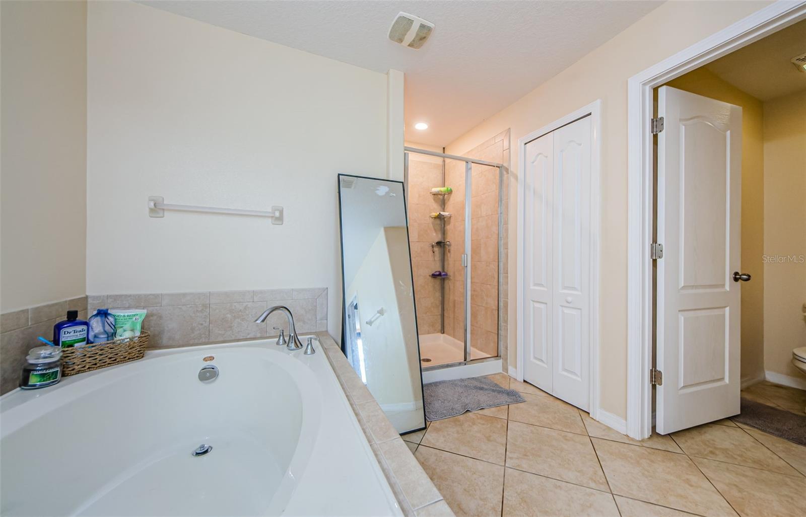 Image 30 of 99 For 14008 Lugano Court