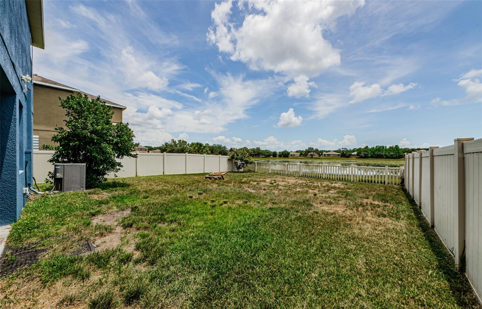 Image 41 of 99 For 14008 Lugano Court