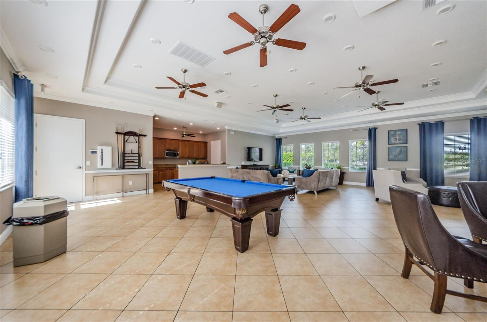 Image 63 of 99 For 14008 Lugano Court