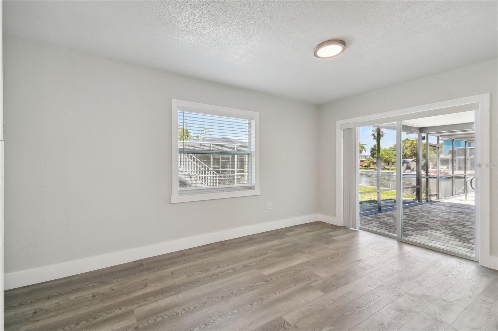 Image 14 of 44 For 4482 Kingston Drive