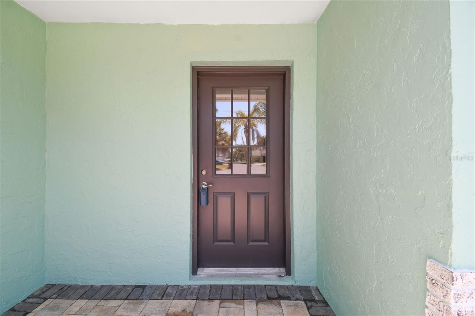 Image 9 of 44 For 4482 Kingston Drive