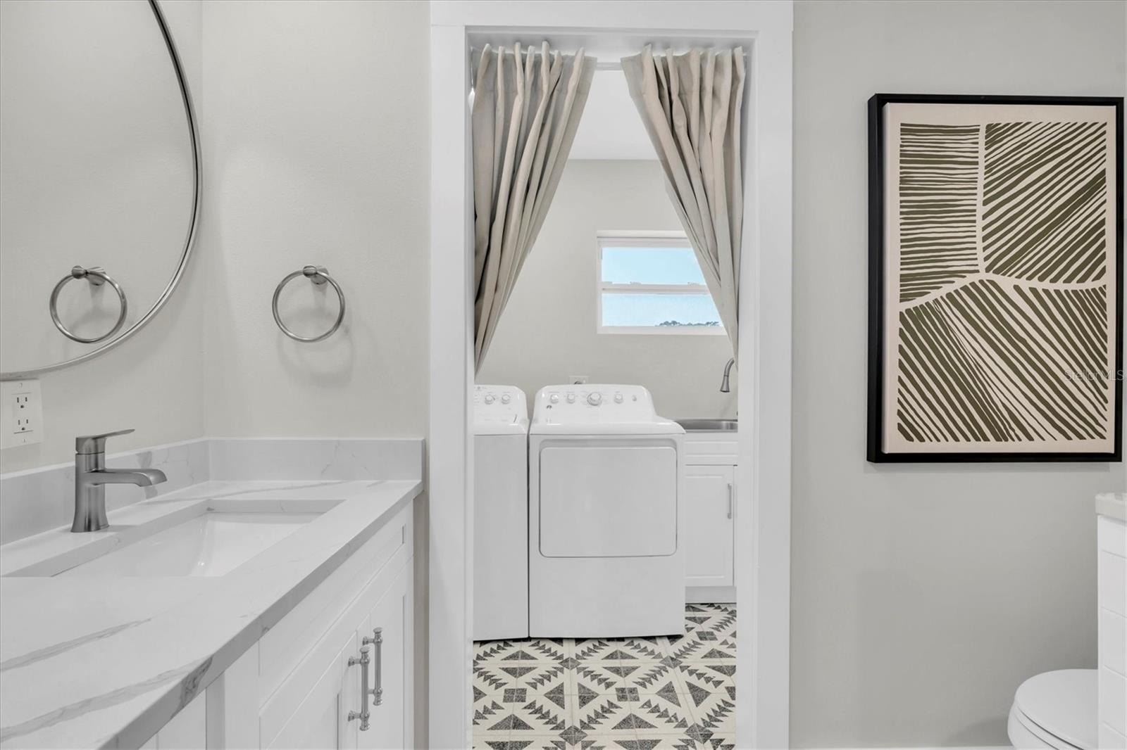 Listing photo id 20 for 18102 Spencer Road