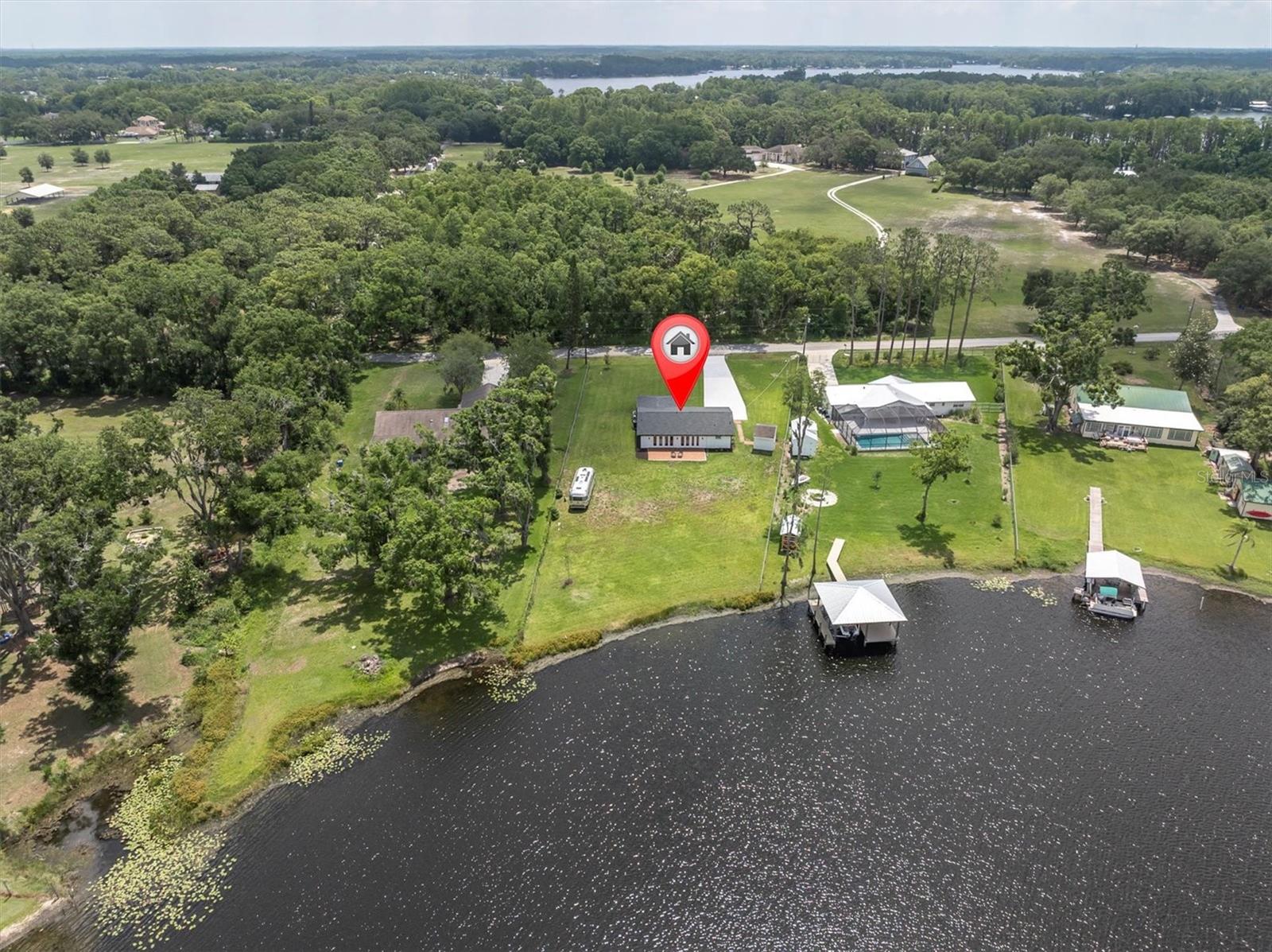 Listing photo id 40 for 18102 Spencer Road