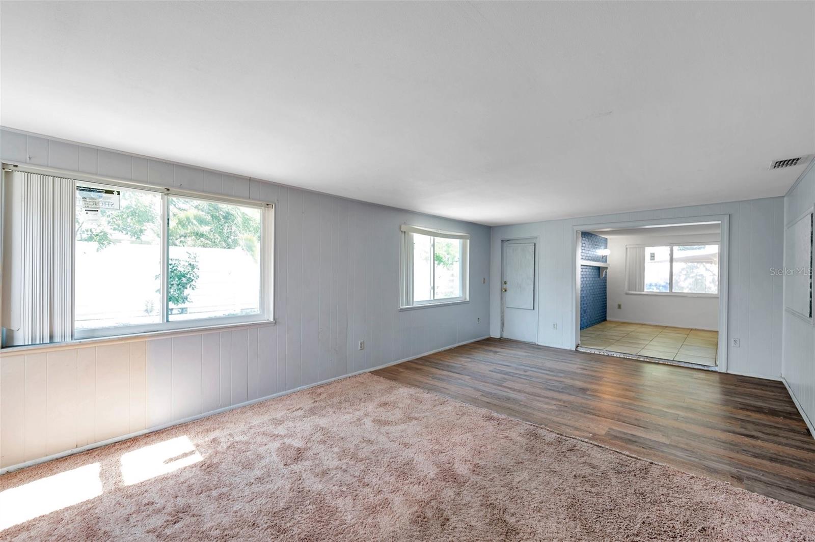 Image 22 of 49 For 4025 Stratfield Drive
